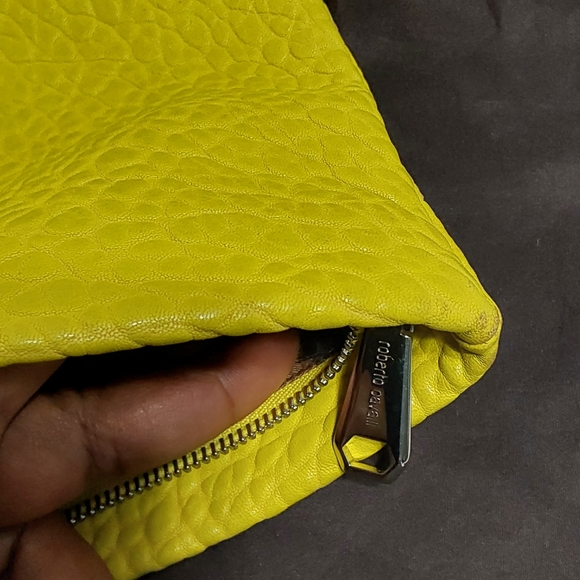 ROBERTO CAVALLI YELLOW & SILVERSTONE HAND CLUTCH - Picture 5 of 7